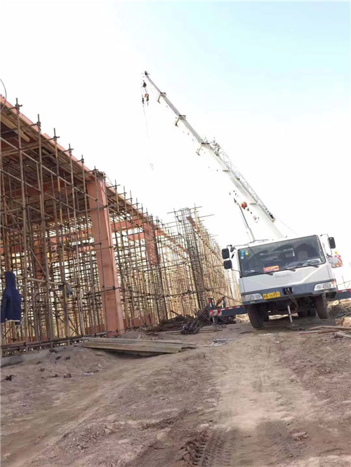 静乐县吊车作业的安全注意事项有哪些？